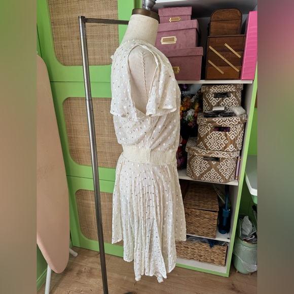 Cream Off-Shoulder Sharkbite Dress - Picture 4 of 6